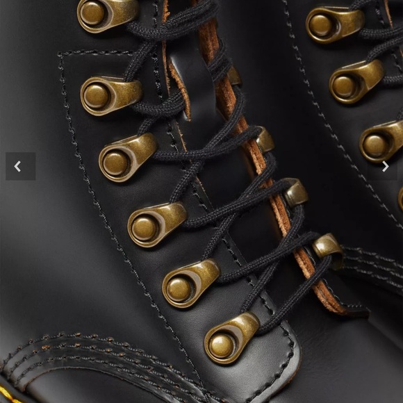 LEONA WOMEN'S VINTAGE SMOOTH LEATHER HEELED BOOTS - Picture 5 of 11